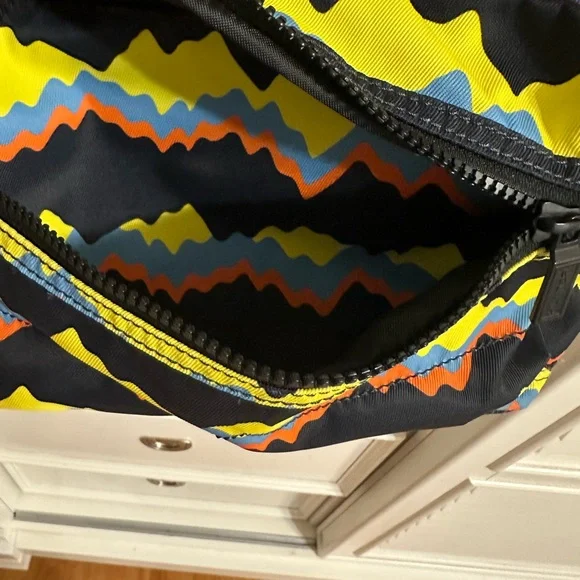 Hunters Kids Mini Preschool Backpack - Picture 5 of 10